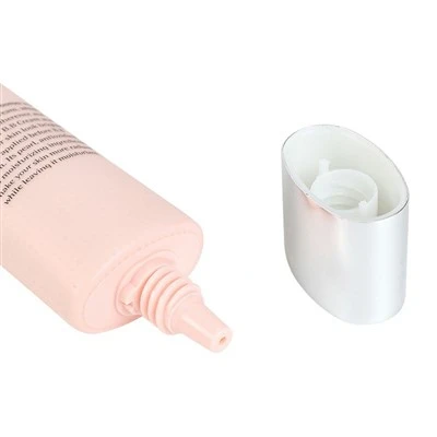 Tom Foundation Tube